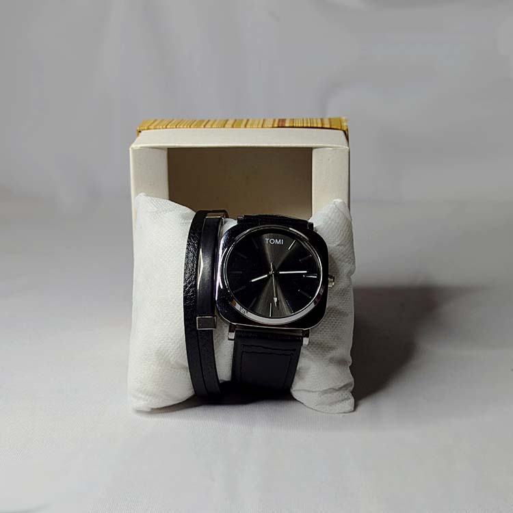 Decent Leather Strap Watch with Bracelet (Free Shipping All Over Pakistan)